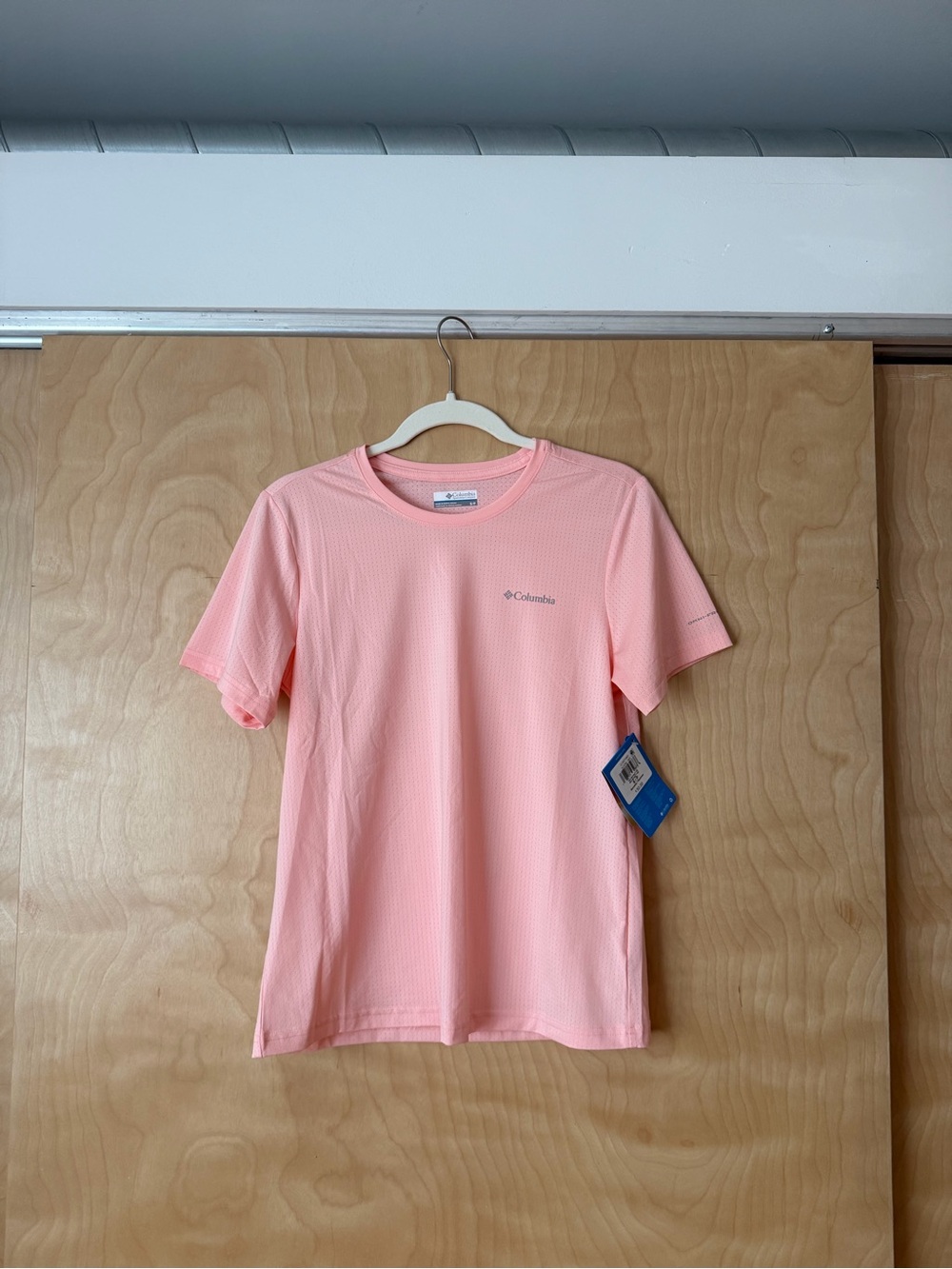 Columbia Women's BlueVista Hill Short Sleeve Crew Shirt 👚
